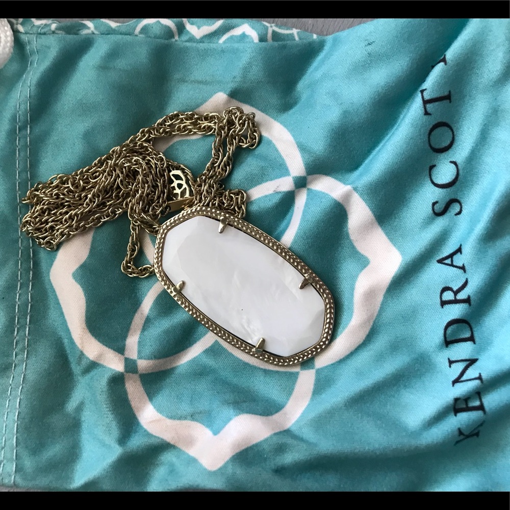 White Kendra Scott Necklace No Tassel